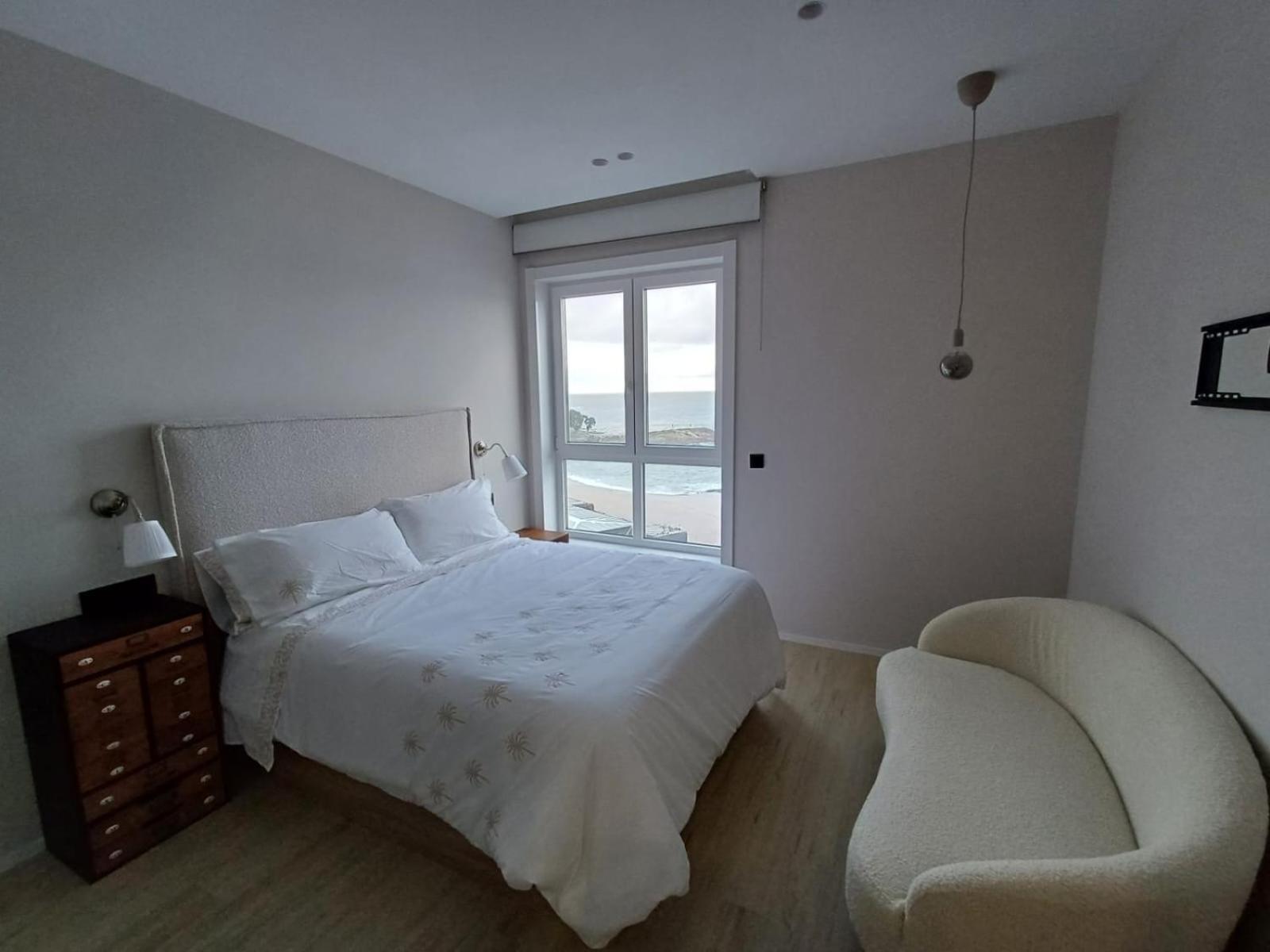 Piso Con Vistas A La Playa De Riazor Apartment A Coruna Bagian luar foto